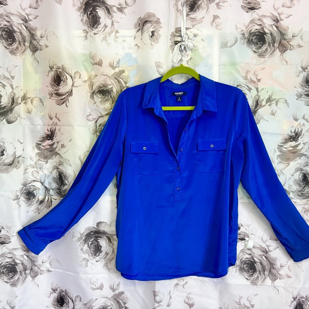 Top blouse gently prowned